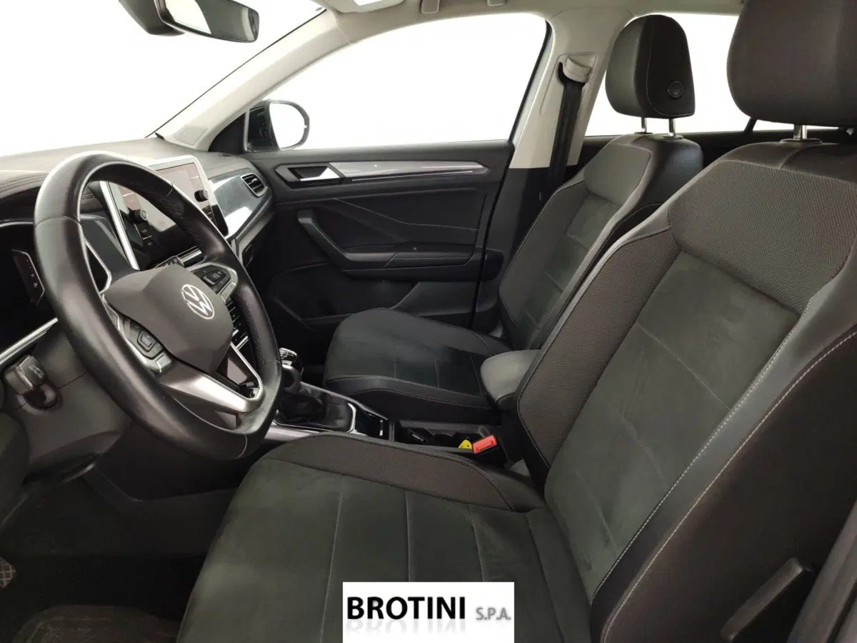 Volkswagen T-Roc usata a Massa-Carrara (7)