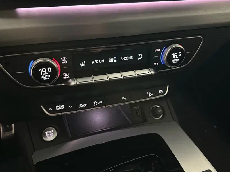 Audi Q5 Sportback usata a Napoli (17)