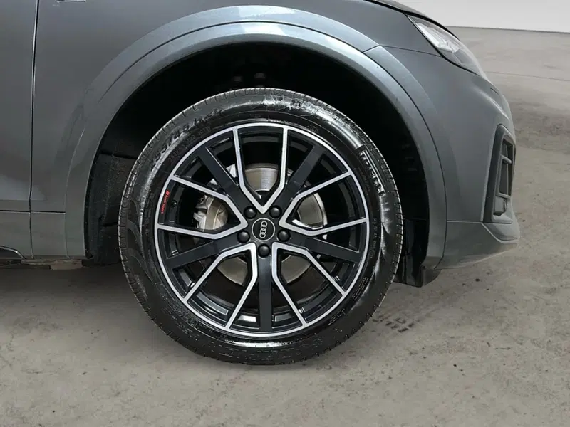 Audi Q5 Sportback usata a Napoli (19)