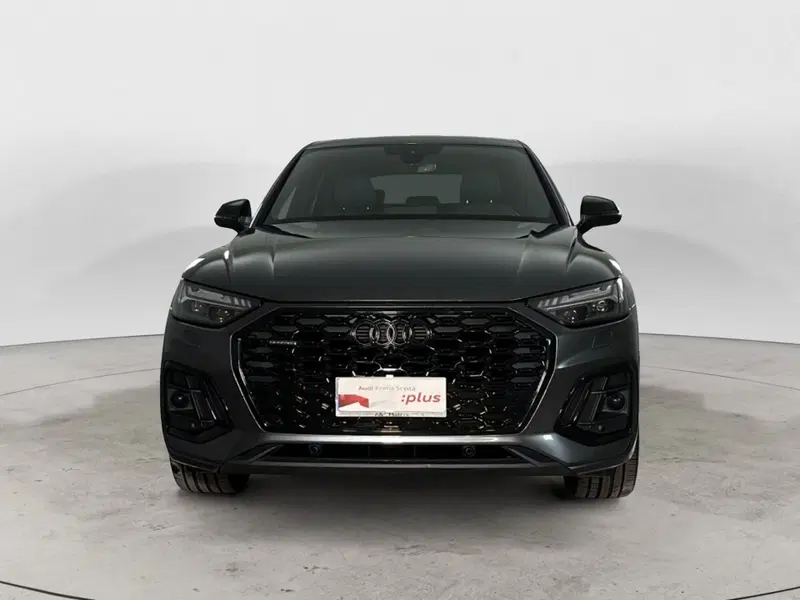 Audi Q5 Sportback usata a Napoli (2)