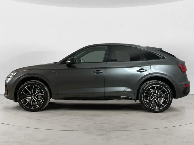 Audi Q5 Sportback usata a Napoli (3)