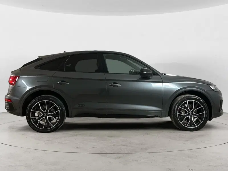 Audi Q5 Sportback usata a Napoli (5)