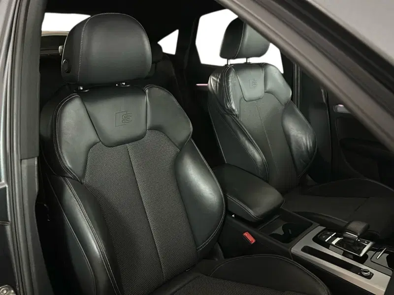 Audi Q5 Sportback usata a Napoli (9)