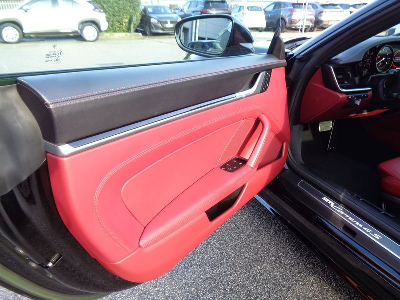 Porsche 911 Coupé usata a Treviso (13)