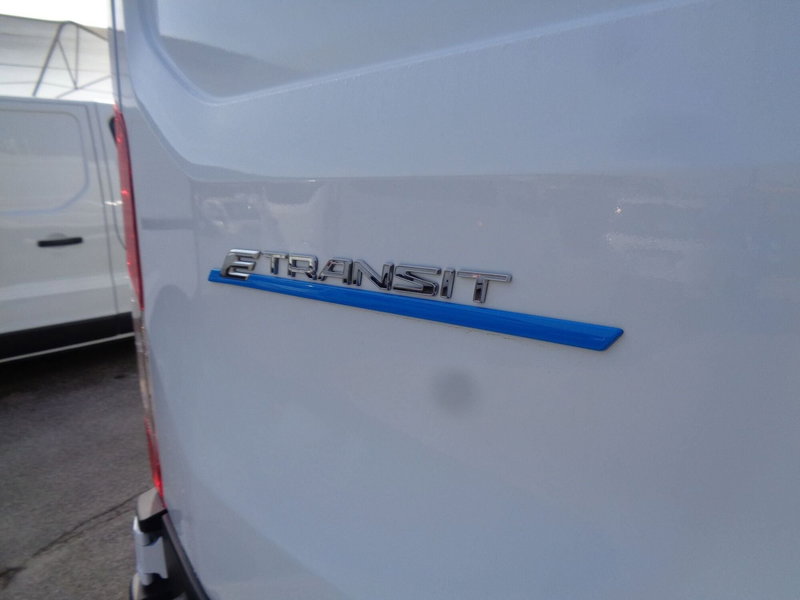 Ford E-Transit Furgone usata a Treviso (14)