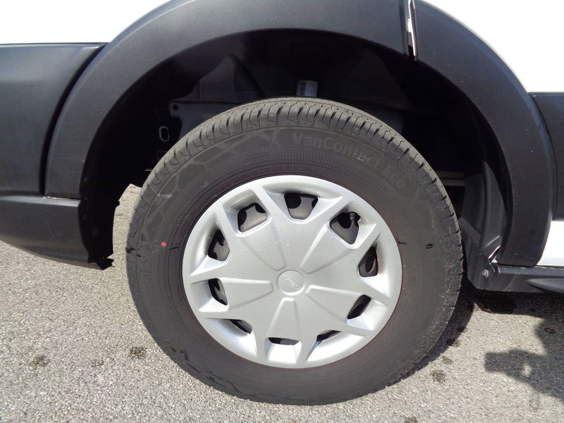 Ford E-Transit Furgone usata a Treviso (6)