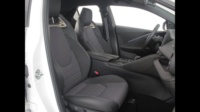 Toyota Toyota C-HR usata a Palermo (6)