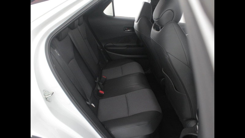 Toyota Toyota C-HR usata a Palermo (7)