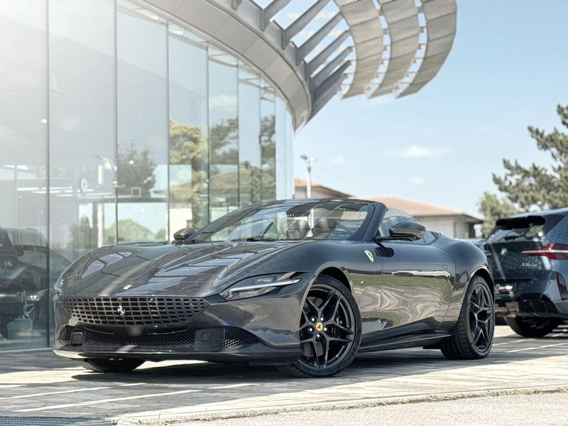 Ferrari Roma Spider nuova a Perugia (11)