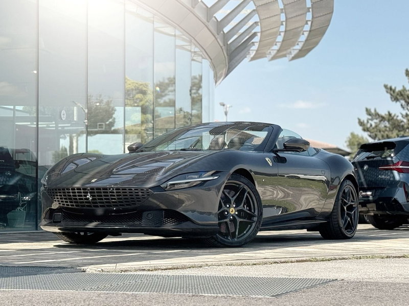 Ferrari Roma Spider nuova a Perugia (2)