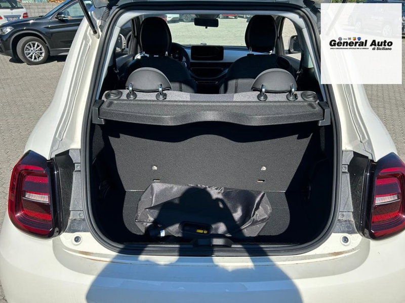 Fiat 500 Cabrio usata a Lucca (15)