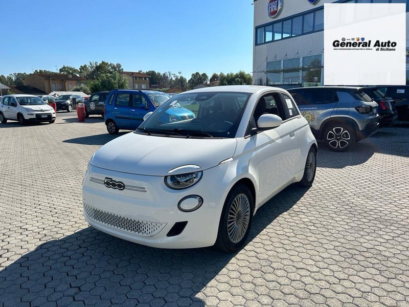 Fiat 500 Cabrio usata a Lucca (17)