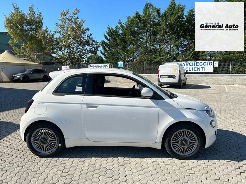 Fiat 500 Cabrio usata a Lucca (4)