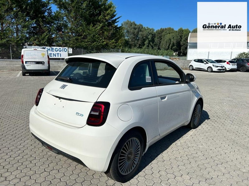 Fiat 500 Cabrio usata a Lucca (5)