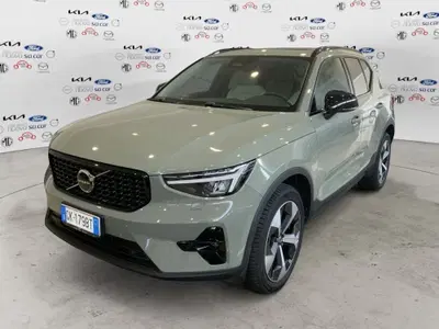 Volvo XC40 B3 automatico Ultimate Dark del 2023 usata a Caresanablot