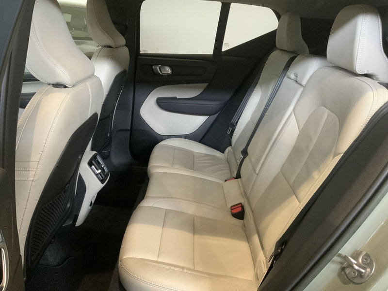 Volvo XC40 usata a Vercelli (11)