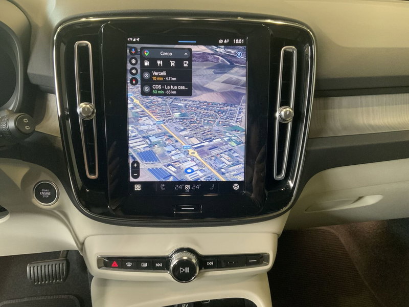 Volvo XC40 usata a Vercelli (13)