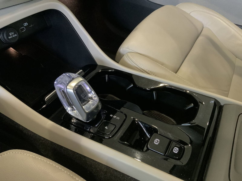 Volvo XC40 usata a Vercelli (14)