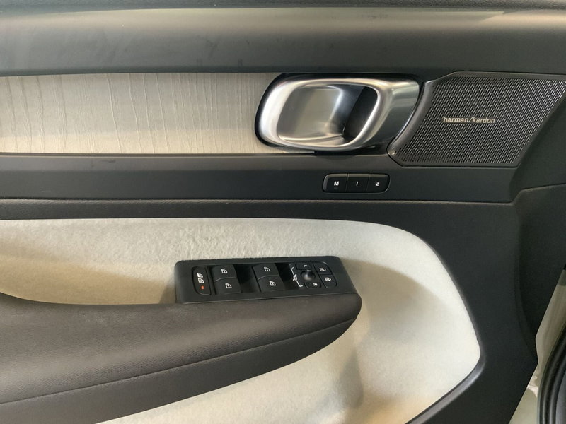 Volvo XC40 usata a Vercelli (8)