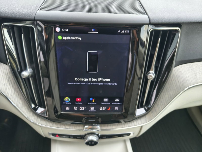 Volvo XC60 usata a Vercelli (14)