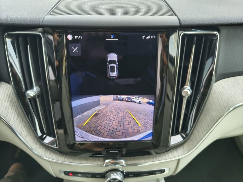 Volvo XC60 usata a Vercelli (16)