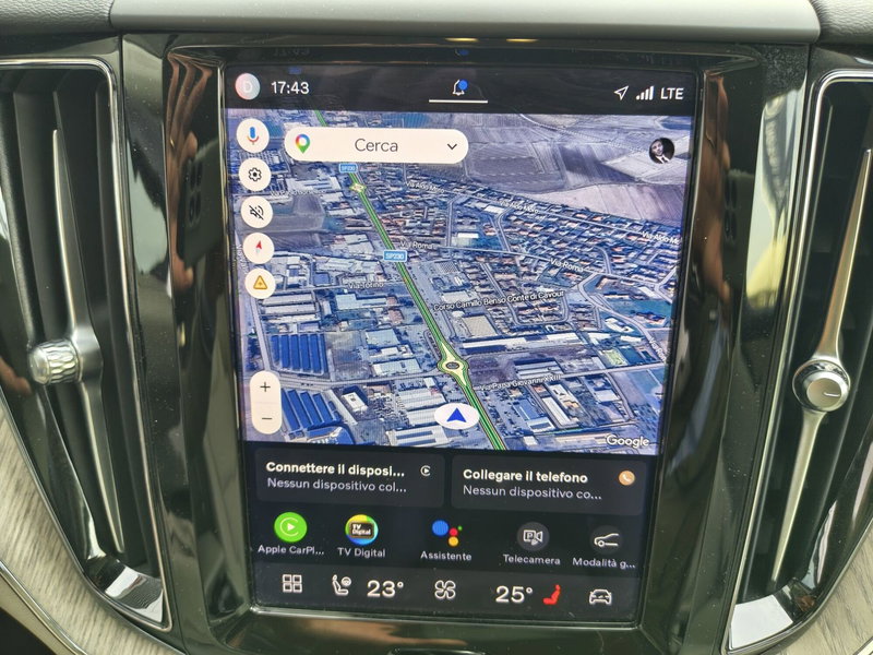 Volvo XC60 usata a Vercelli (17)