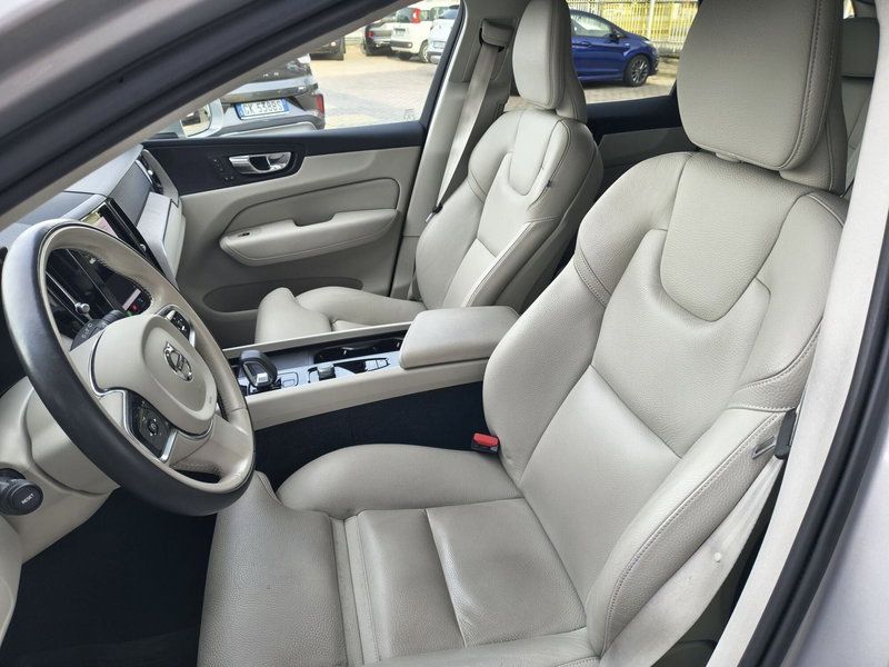 Volvo XC60 usata a Vercelli (8)