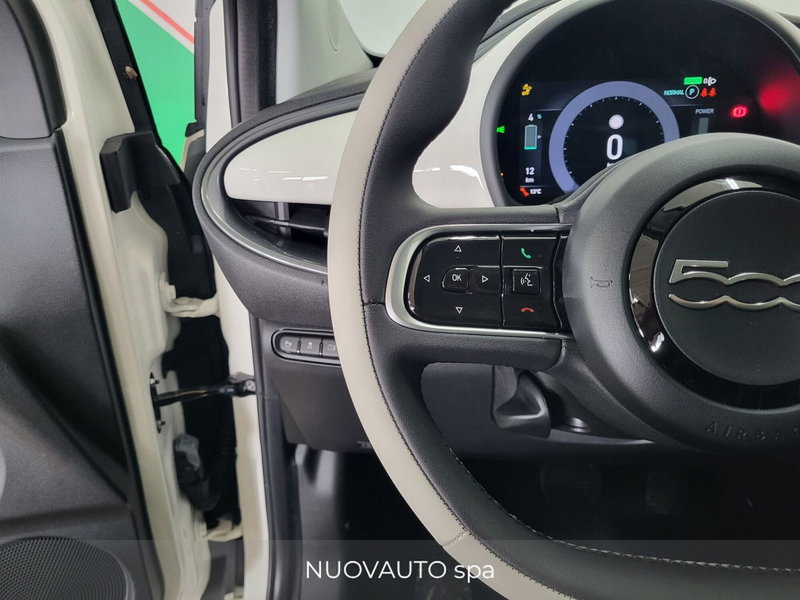 Fiat 500 Cabrio nuova a Arezzo (10)