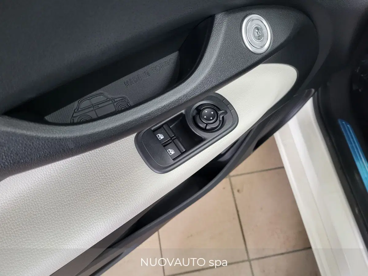Fiat 500 Cabrio nuova a Arezzo (17)