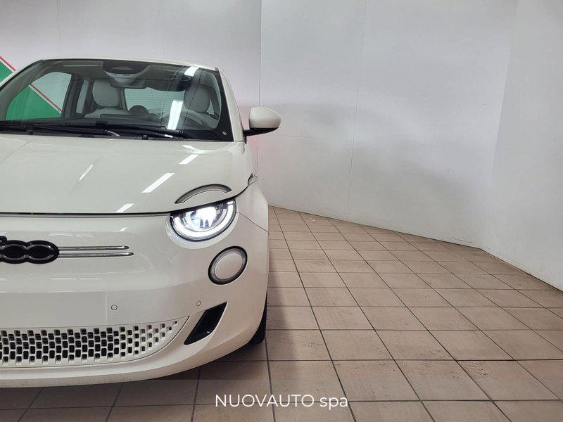 Fiat 500 Cabrio nuova a Arezzo (6)