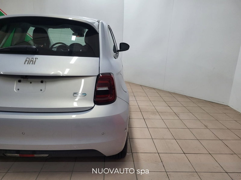 Fiat 500 Cabrio nuova a Arezzo (5)