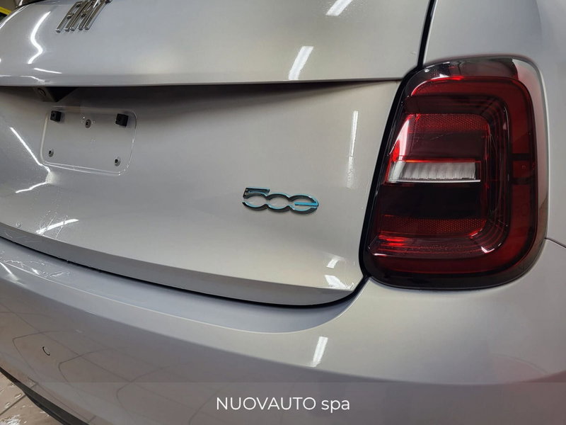 Fiat 500 Cabrio nuova a Arezzo (7)