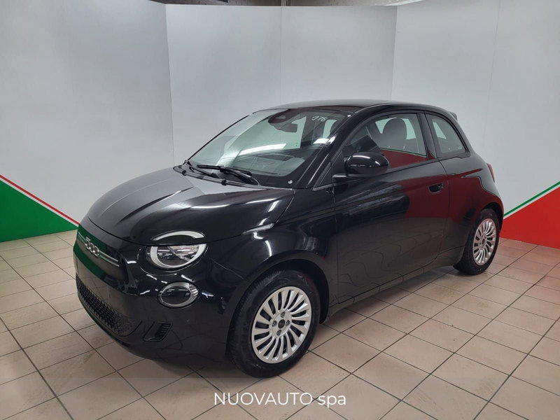 Fiat 500 Cabrio nuova a Arezzo