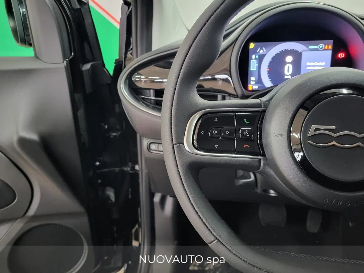 Fiat 500 Cabrio nuova a Arezzo (12)