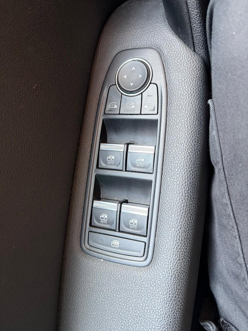 Renault Captur usata a Milano (11)