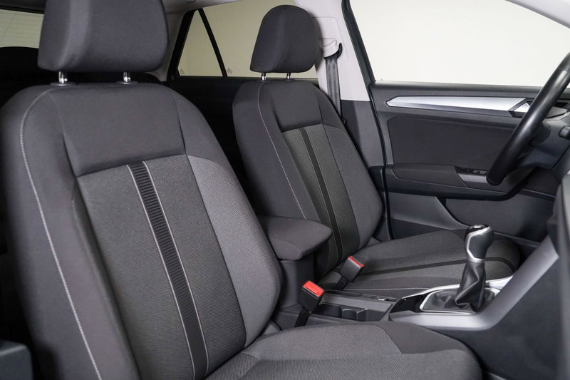 Volkswagen T-Roc usata a Varese (13)