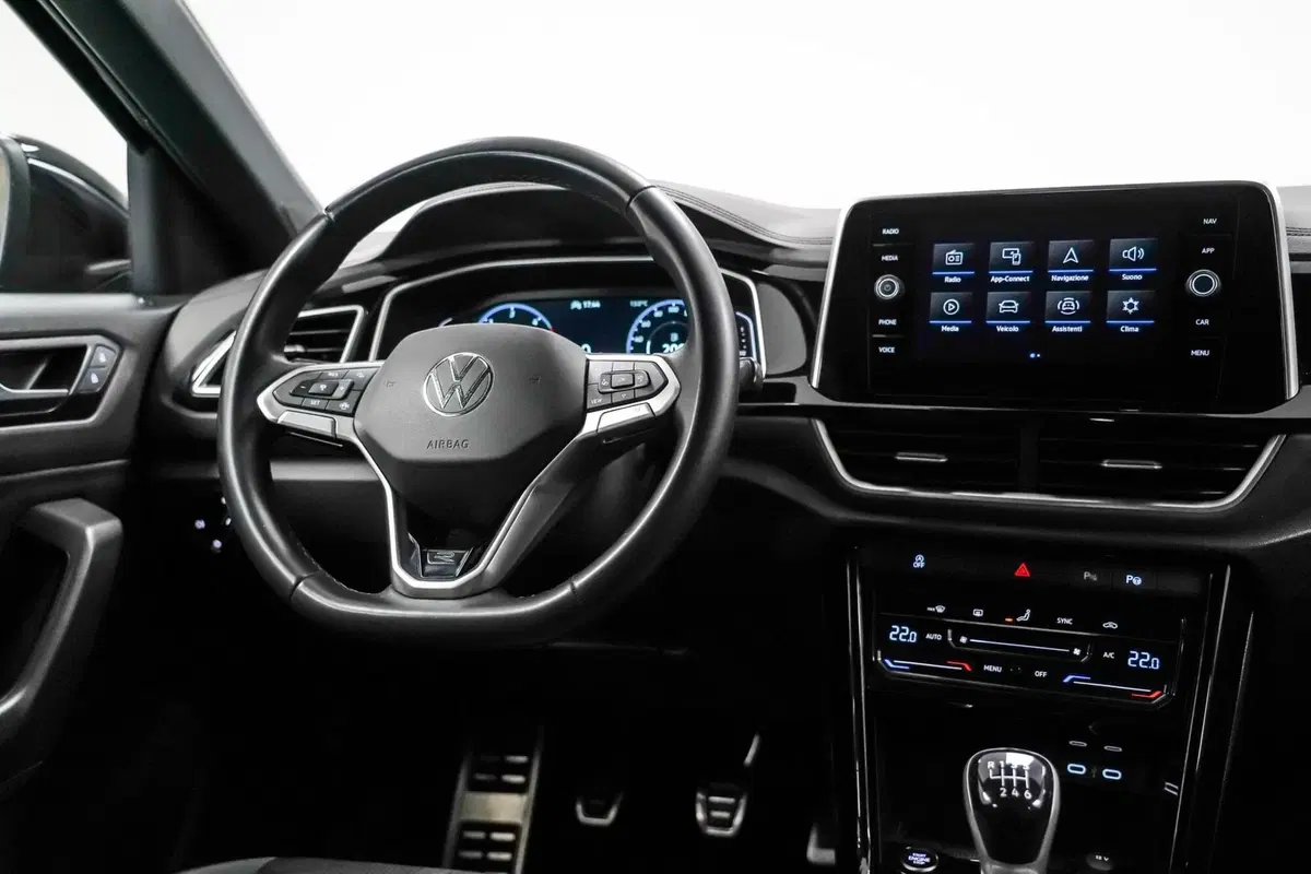 Volkswagen T-Roc usata a Varese (11)