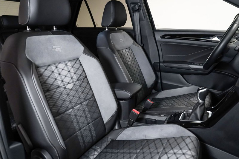 Volkswagen T-Roc usata a Varese (13)