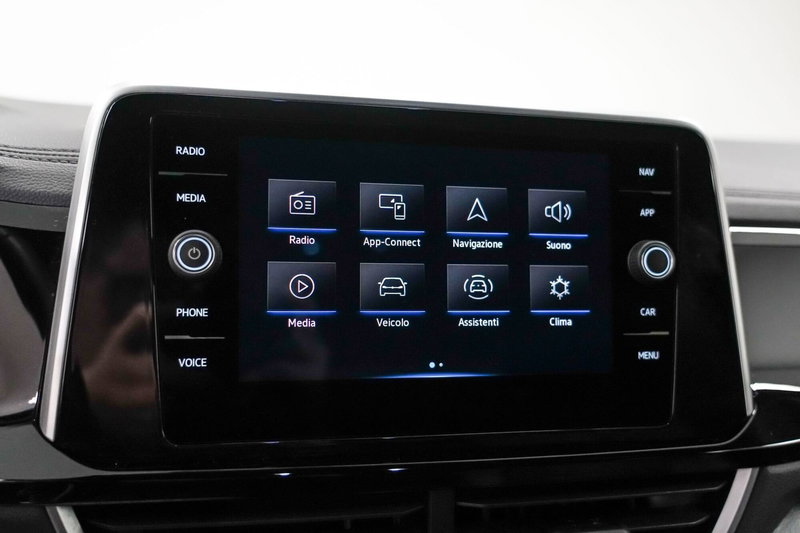 Volkswagen T-Roc usata a Varese (15)