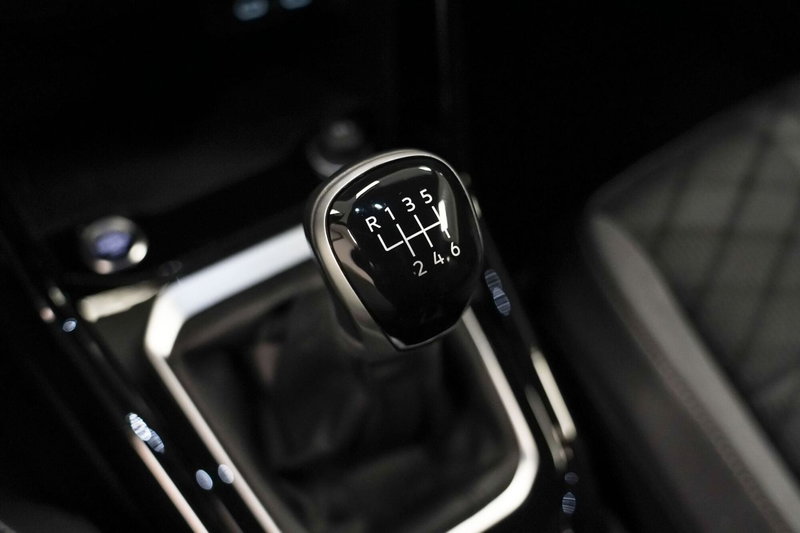 Volkswagen T-Roc usata a Varese (19)