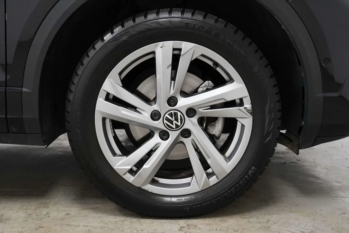 Volkswagen T-Roc usata a Varese (7)