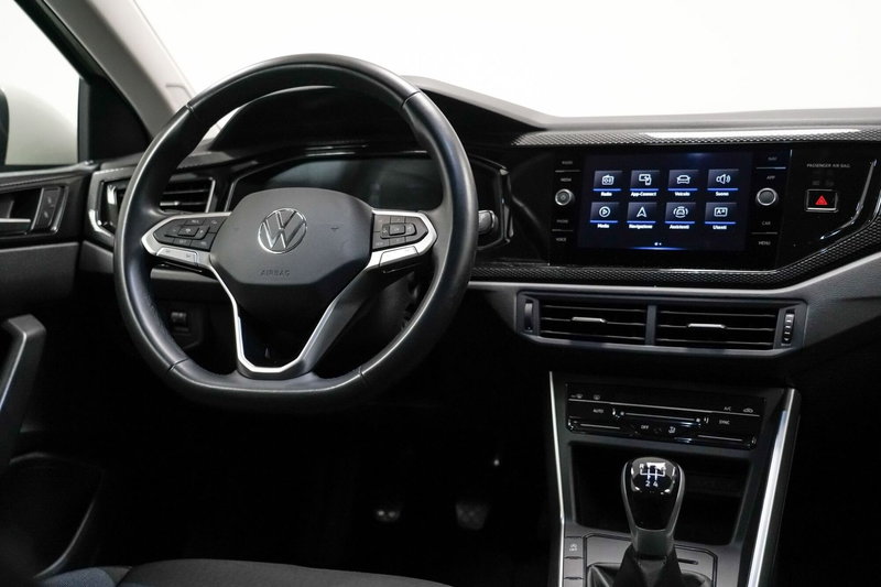 Volkswagen Taigo usata a Varese (11)