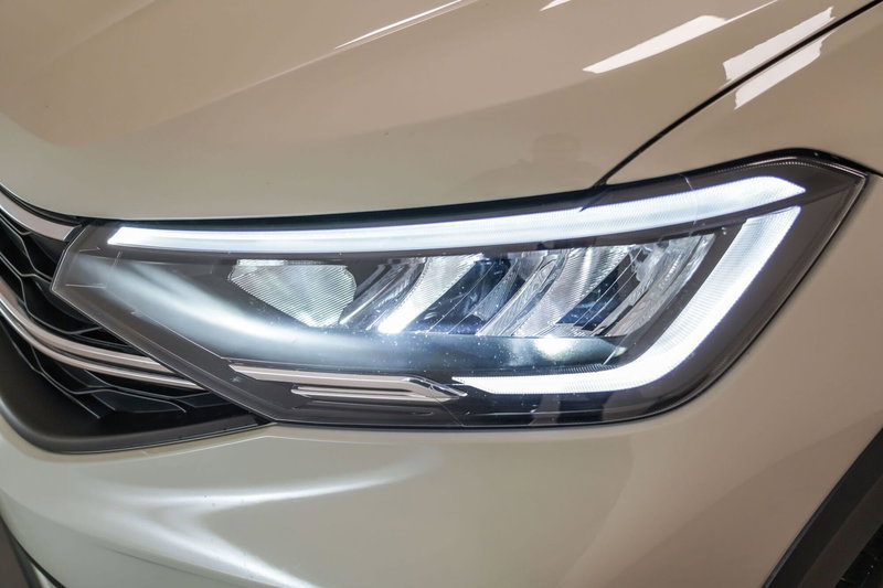 Volkswagen Taigo usata a Varese (8)