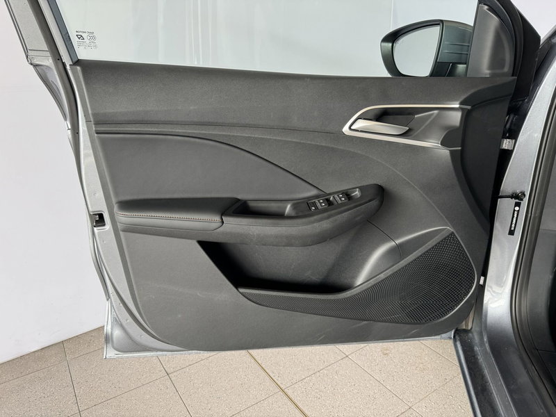 Mg MG3 nuova a Milano (18)