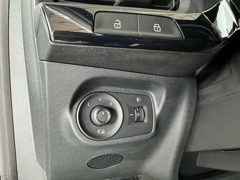 Mg MG3 nuova a Milano (19)