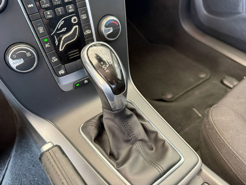 Volvo V40 Cross Country usata a Brescia (18)