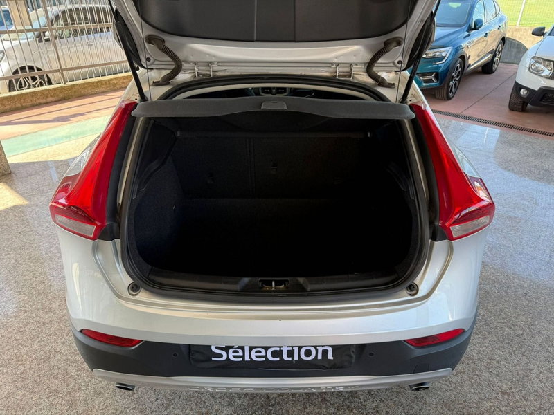 Volvo V40 Cross Country usata a Brescia (7)
