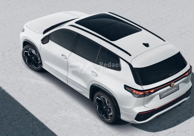 Volkswagen Tayron nuova a Lecco (5)