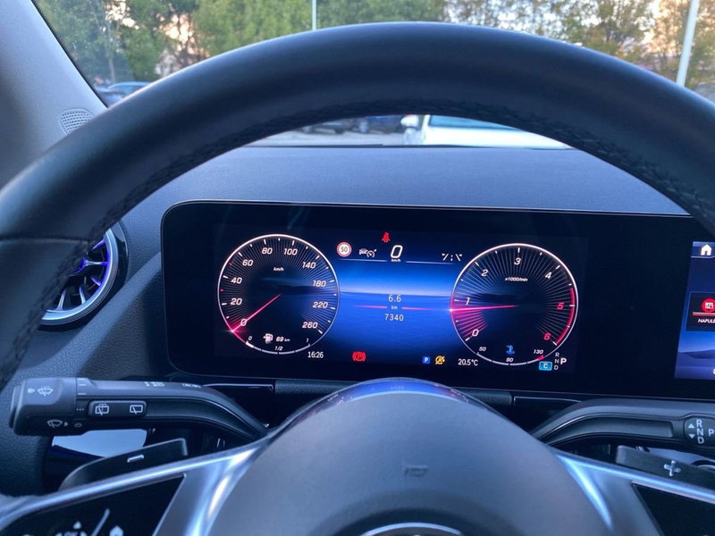 Mercedes-Benz GLA SUV usata a Firenze (13)