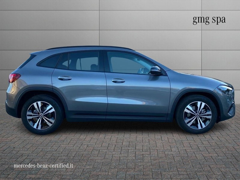 Mercedes-Benz GLA SUV usata a Firenze (5)